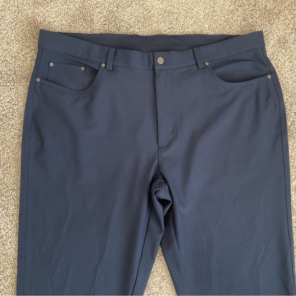 Greg Norman Golf Pants 38 X 29 Navy Blue  Active Performance Outdoor Athleisure - Picture 3 of 8